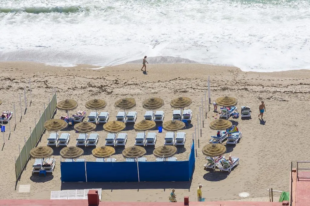 Renthas Benalmadena Playa Apartment